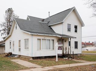 402 S Niles St, Paw Paw, MI 49079