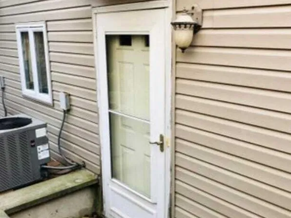501 Academy Ave, Staten Island, NY 10307