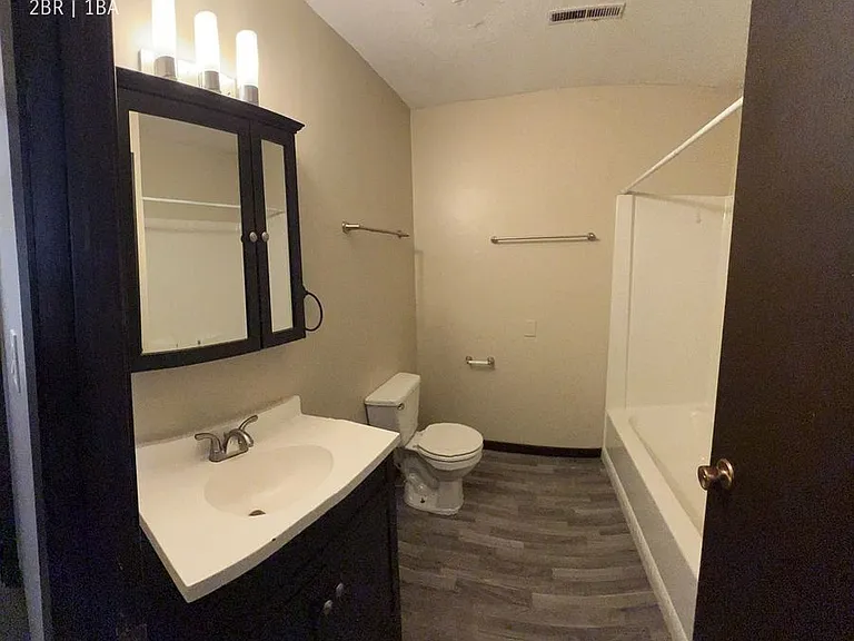 4010 Westover Rd SE #1 — Photo 6