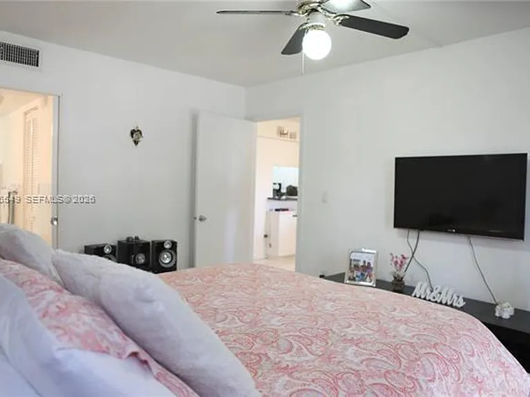 55 Ocean Lane Drive Ky #3030 — Photo 11