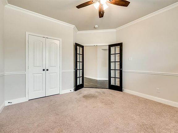 5th image of 15117 Mount Evans Dr
