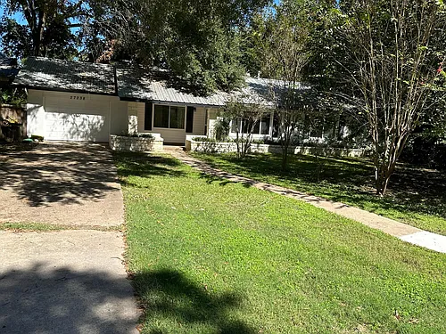 27238 Austin St Photo 1