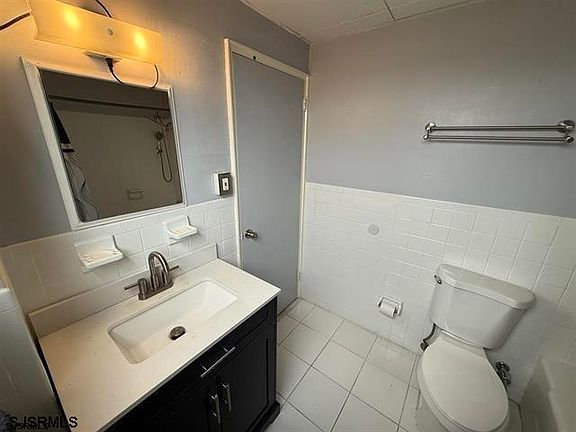 3rd image of 2834 Atlantic Ave APT 512