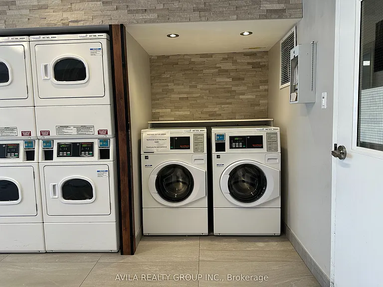 2900 Battleford Rd #210 — Photo 38
