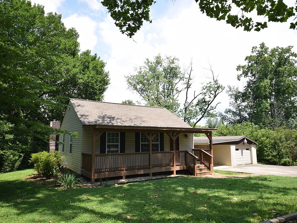 1st image of 4816 NE Highland Ct