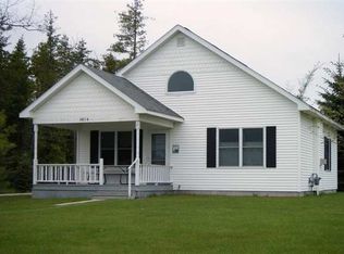 3824 S Lee Point Rd, Suttons Bay, MI 49682