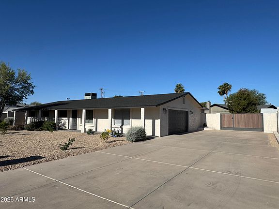 4th image of 18212 N 43rd Place