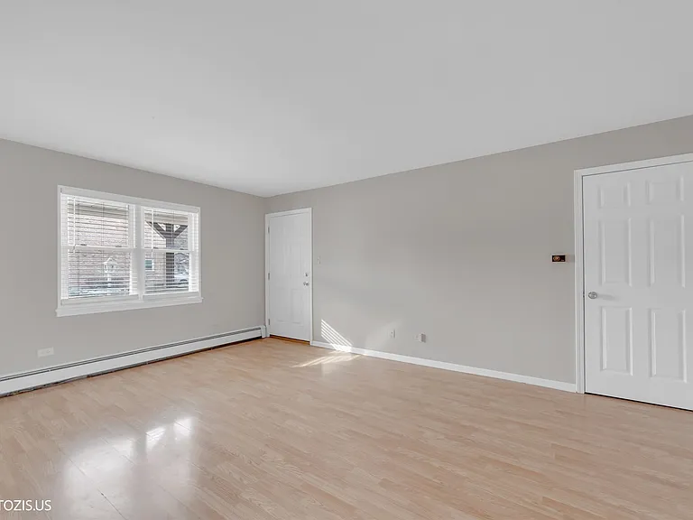 7509 Country Ln #1N — Photo 2