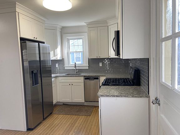 ALL NEW KITCHEN AND APPLIANCES