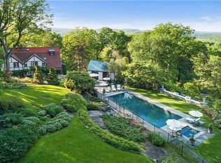 295 Crow Hill Rd, Mount Kisco, NY 10549