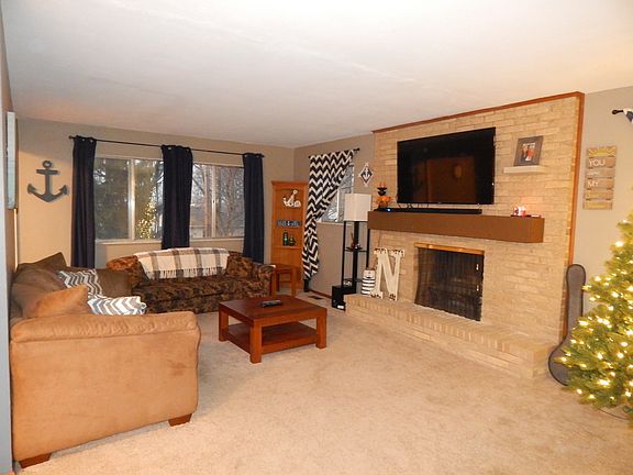 2nd image of 5613 Winterberry Ct
