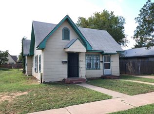 1921 16th St APT A, Lubbock, TX 79401