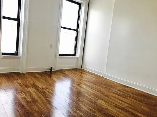 Rented by null | media 18