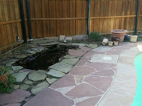 3rd image of 10813 Castolon Dr
