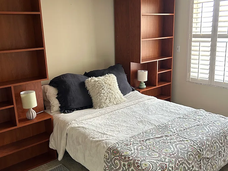 5220 Brittany Dr S #701 — Photo 39