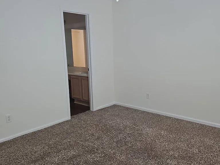 9826B Whitfield Avenue Ext — Photo 15