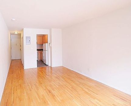 1st image of 423 E 90th St APT 6A
