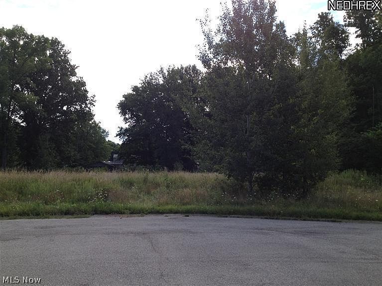 1st image of Shannon Dr