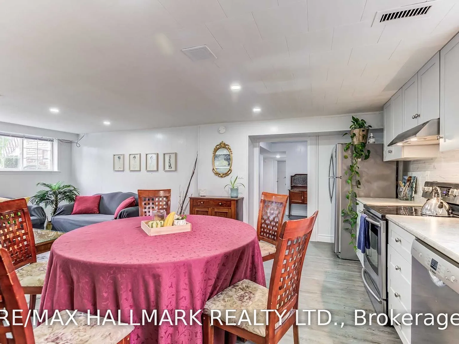 2 bed, $2,000 — Photo 4
