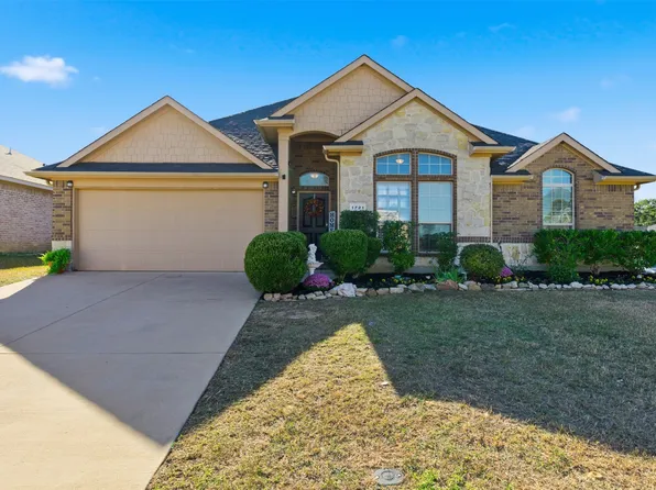 1721 La Caya Dr, Mansfield, TX 76063