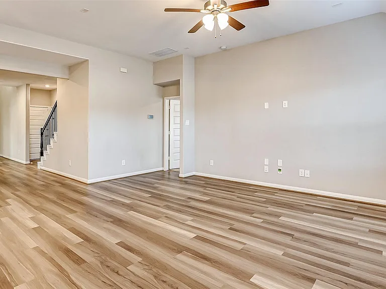2165 Woodland Pine Dr — Photo 29