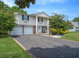 23 Moriches Rd, Lake Grove, NY 11755