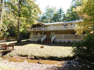 971 Mountain Cove Rd, Dahlonega, GA 30533