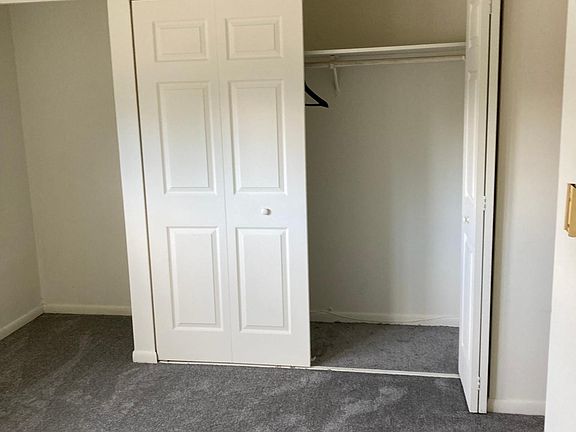 3rd image of 801 Washington St APT 1