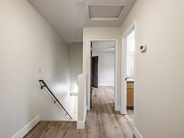 406 Nord Ave — Photo 20