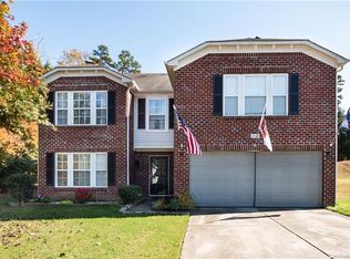 6534 Dillard Ridge Dr, Charlotte, NC 28216