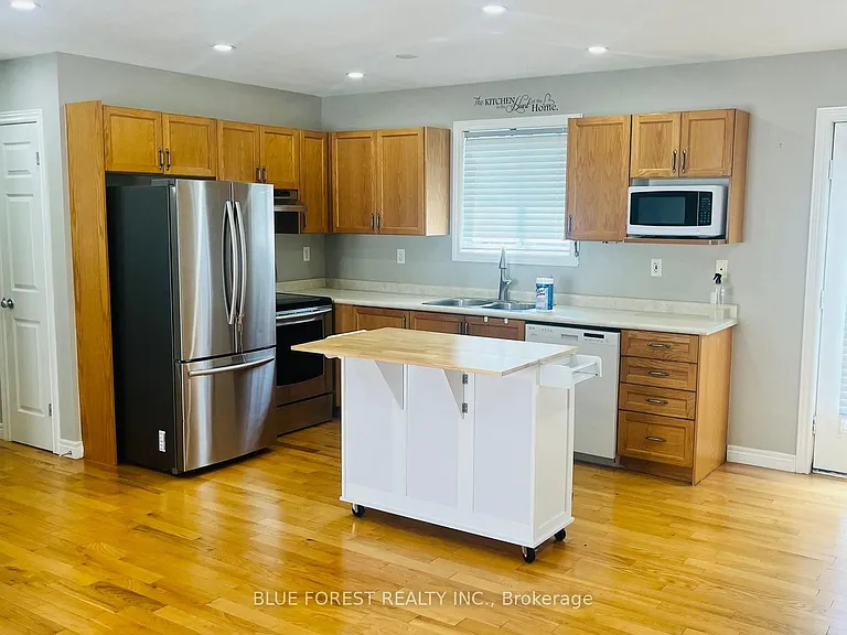 1828 Marconi Blvd — Photo 9