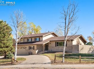 5715 Escapardo Way, Colorado Springs, CO 80917