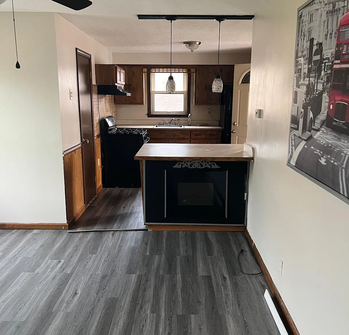 1 bed, $875 — Photo 2