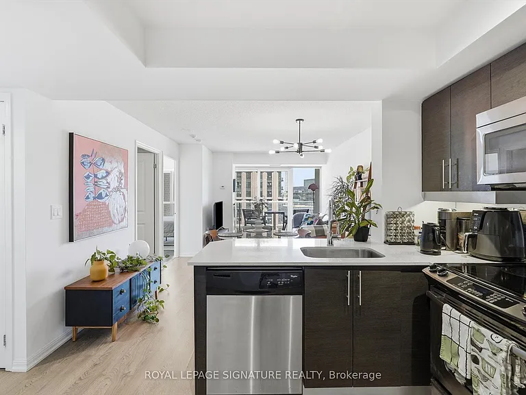 125 Western Battery Rd #1516 — Photo 11