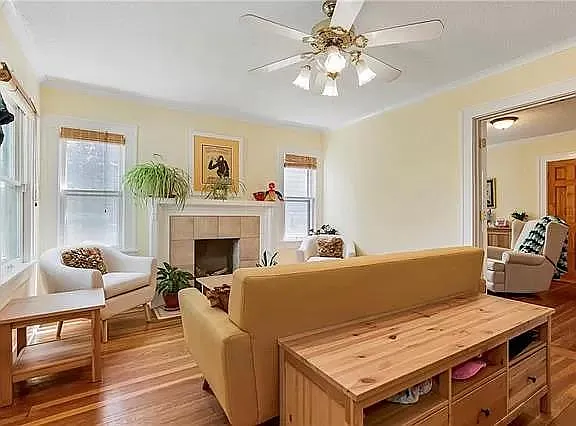 4938 Forest Ave — Photo 30