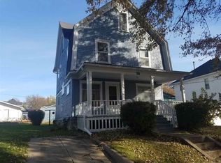 111 4th St NW, Oelwein, IA 50662