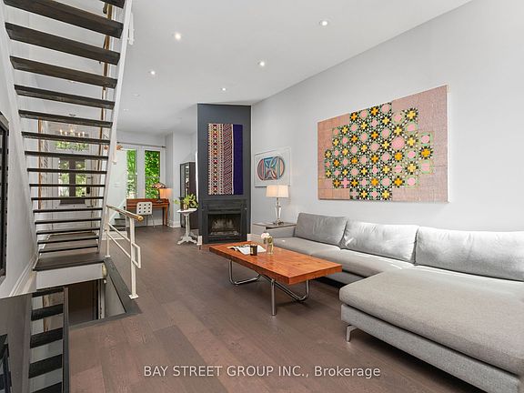 5th image of 236 Seaton St
