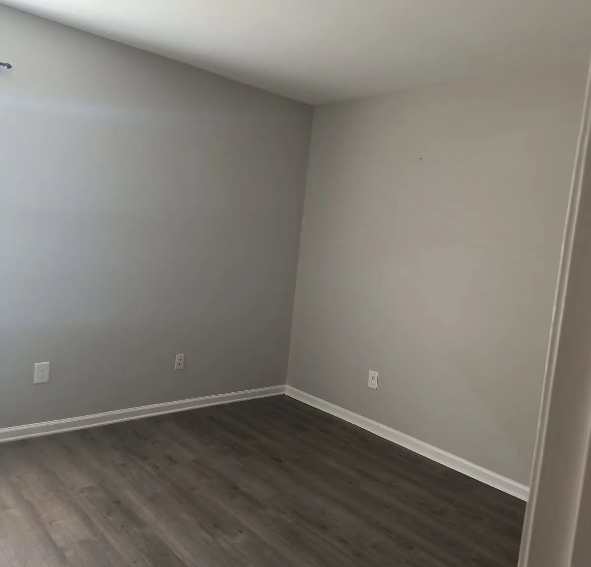 3 bed, 1036 sqft, $2,000 — Photo 3