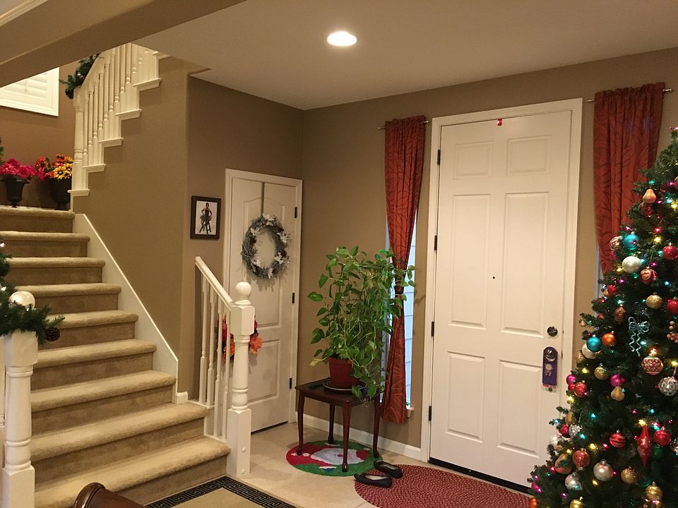 1st image of 512 W Fauna Ave