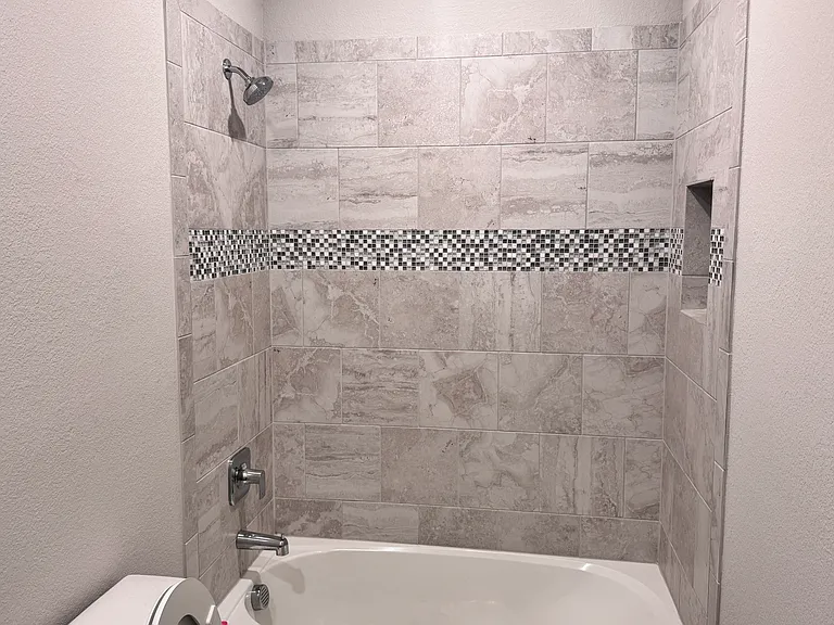 15801 Caballero Dr — Photo 4