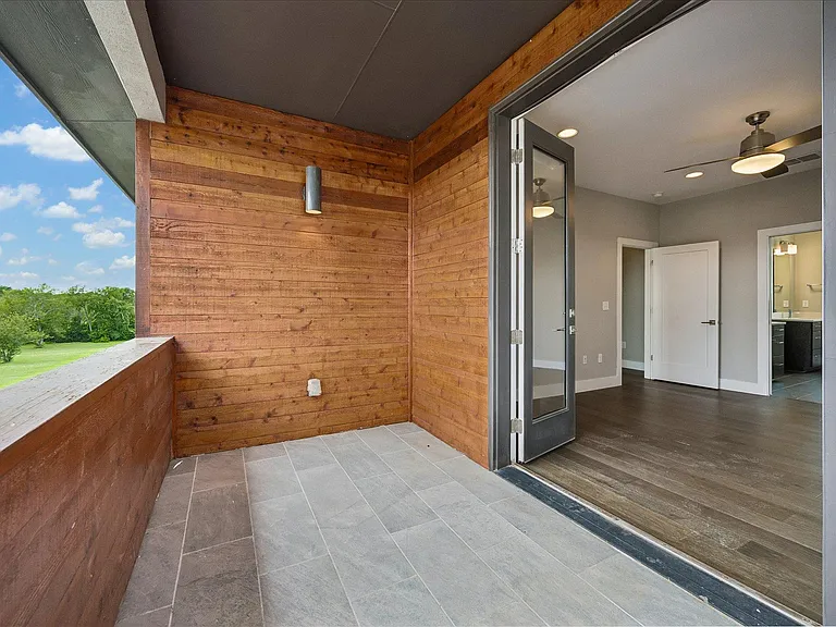5006 Pecan Springs Rd #6 — Photo 29