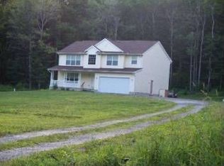 469 Moccasin Hollow Rd, Mt Pleasant, PA 15666