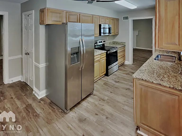 429 Dove Valley Rd — Photo 7