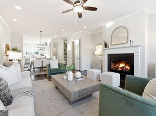 318 Lantana Ln, Woodstock, GA 30188