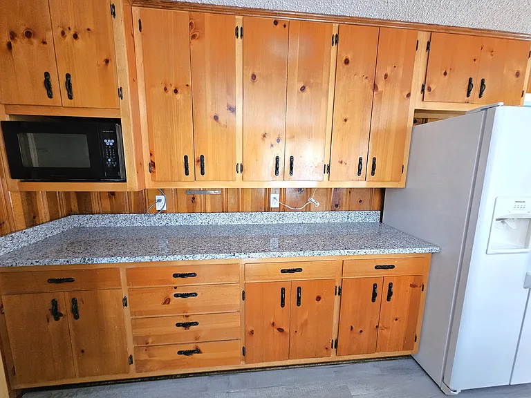 609 Memorial Drive Ext — Photo 14