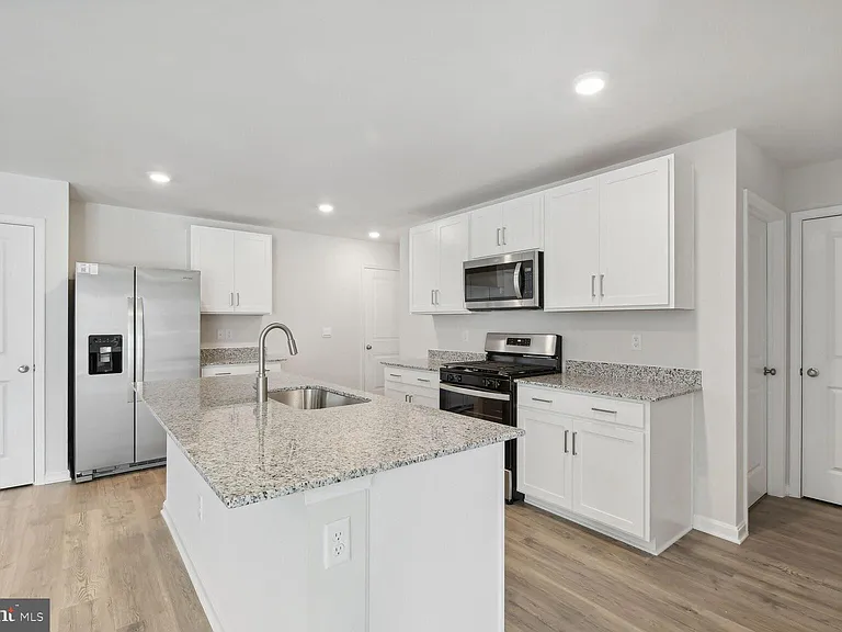 5208 Crooked Ln — Photo 5