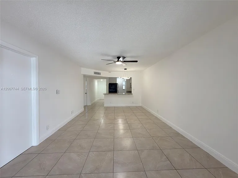 7801 S Colony Cir S #202 — Photo 8