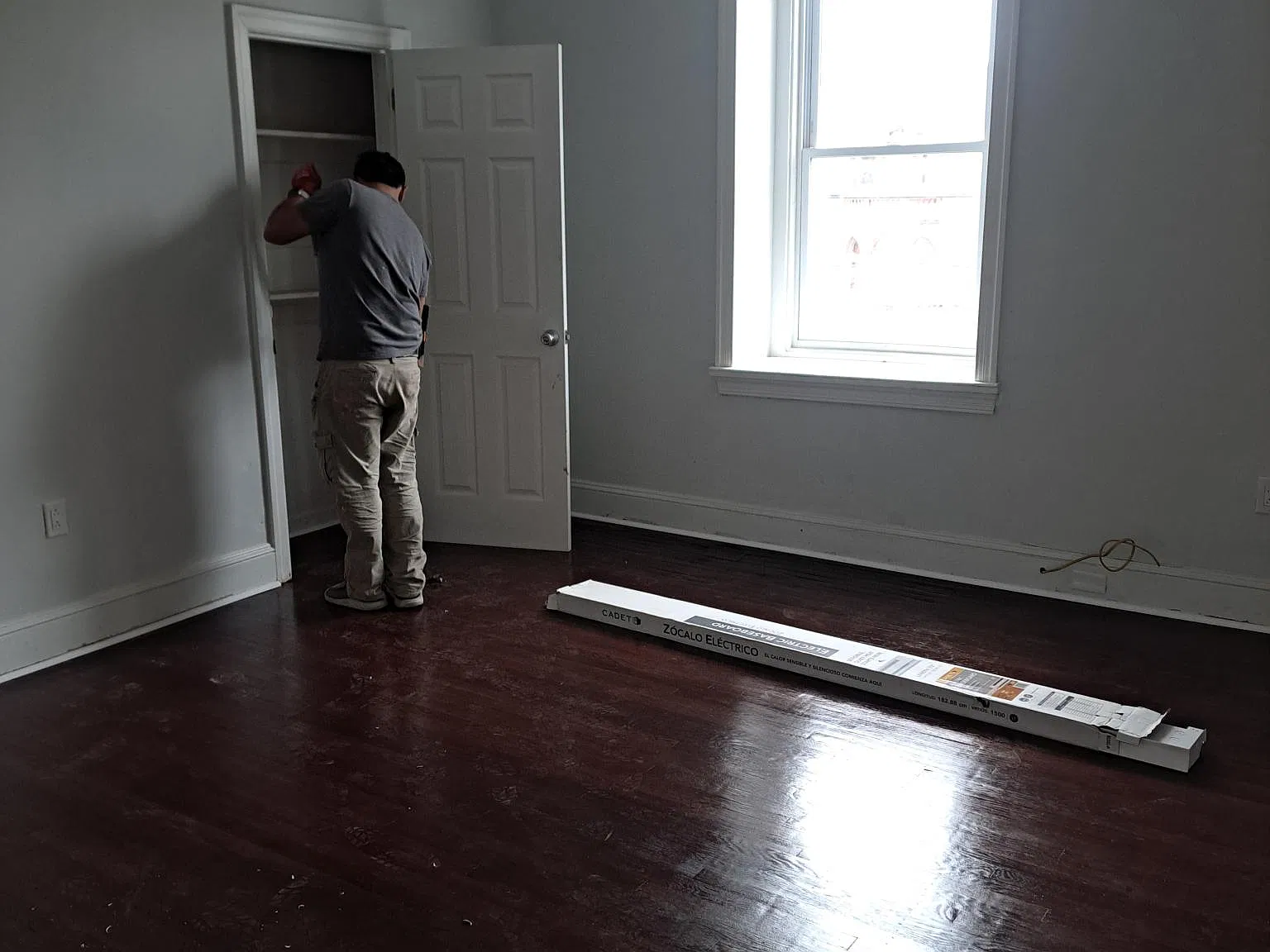 1 bed, 800 sqft, $1,050 — Photo 3