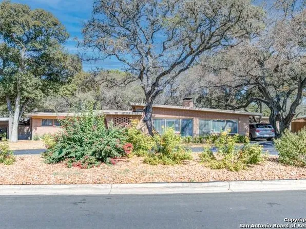 10209 Sunflower Ln, San Antonio, TX 78213
