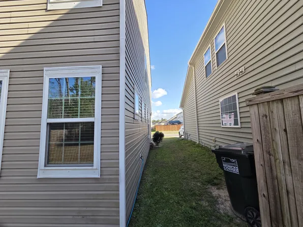 104 Lakestone Rd, Moncks Corner, SC 29461